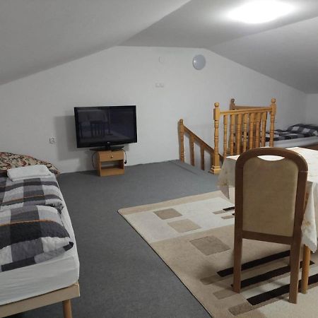 NATY apartmán Enyicke Kültér fotó